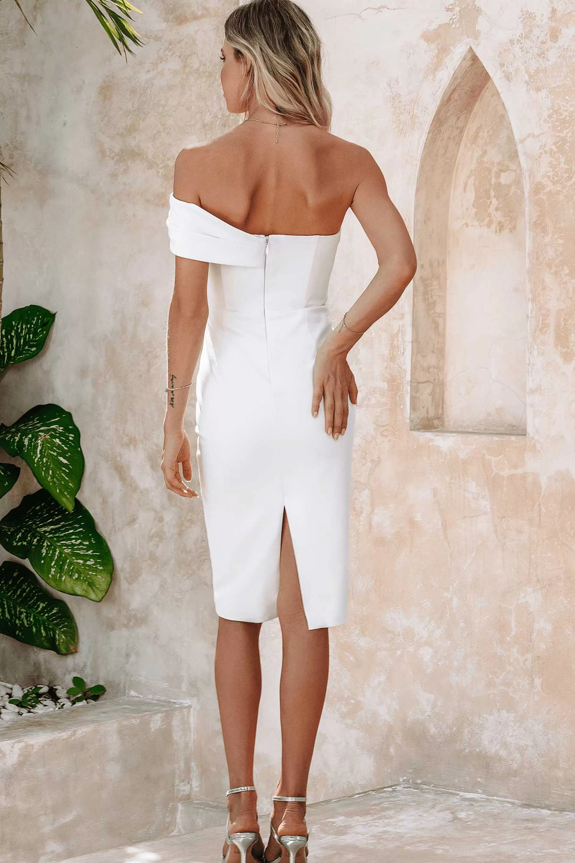 Lavish Alice Wedding Guest<Amora Ponte Bardot Bow Detail Midi Dress In White