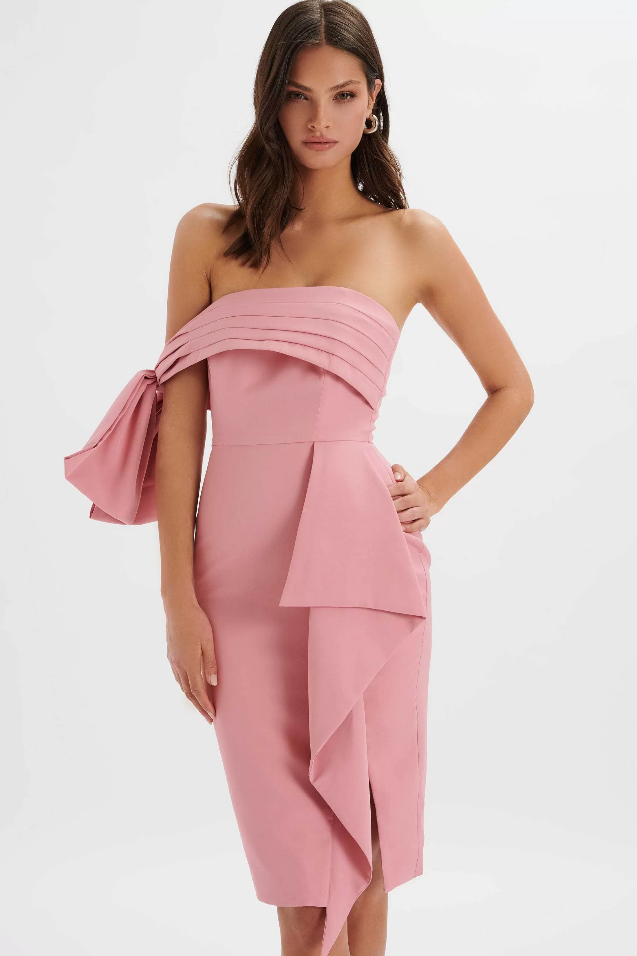 Lavish Alice Wedding Guest<Athena Off Shoulder Bow Detail Midi Dress In Powder Pink