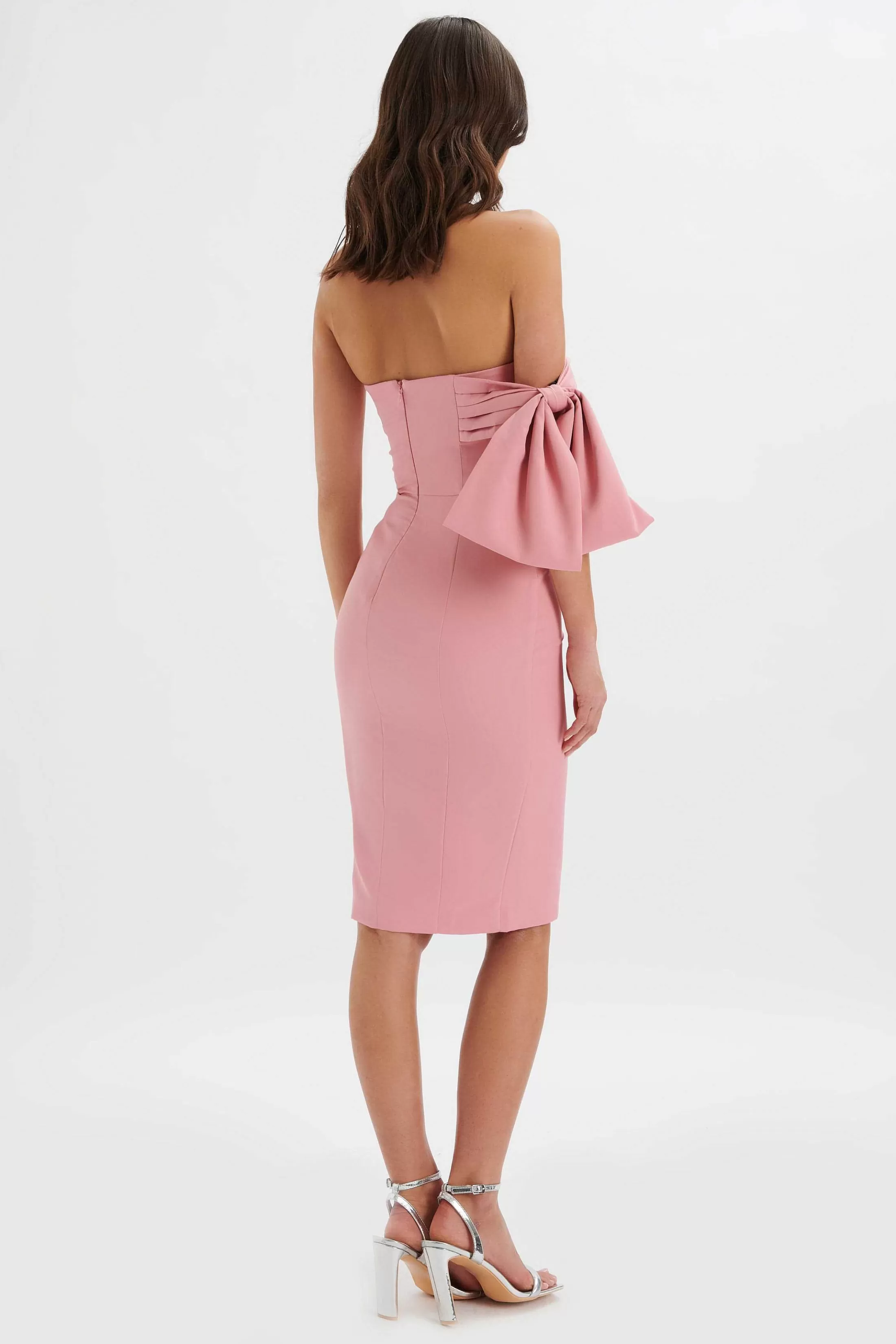 Lavish Alice Wedding Guest<Athena Off Shoulder Bow Detail Midi Dress In Powder Pink