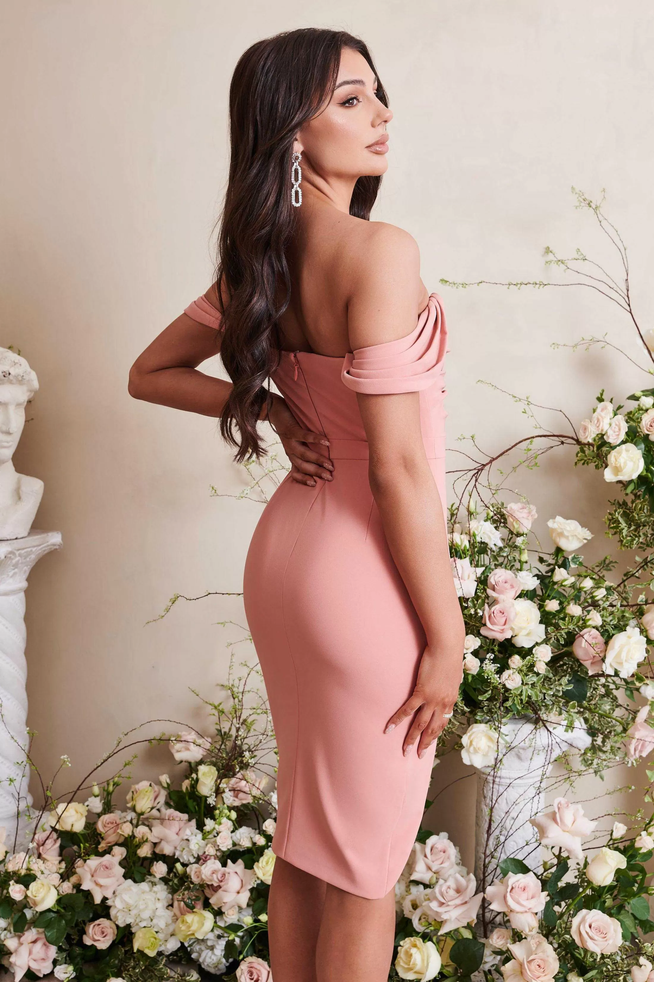 Lavish Alice Wedding Guest<Hailey Pleated Bardot Midi Dress In Coral