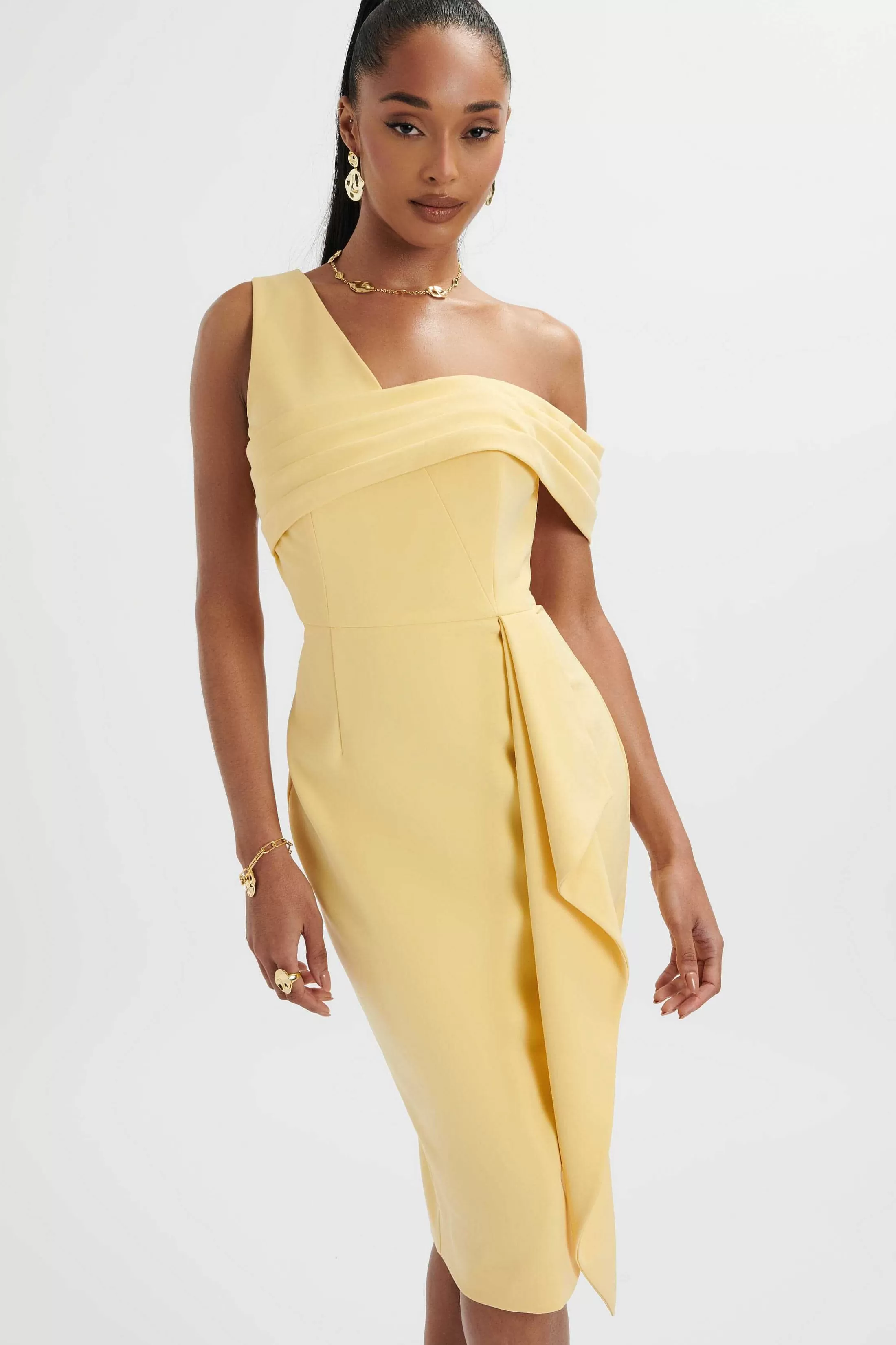 Lavish Alice Dresses<Hannah Pleated Asymmetric Off Shoulder Midi Dress In Pastel Yellow