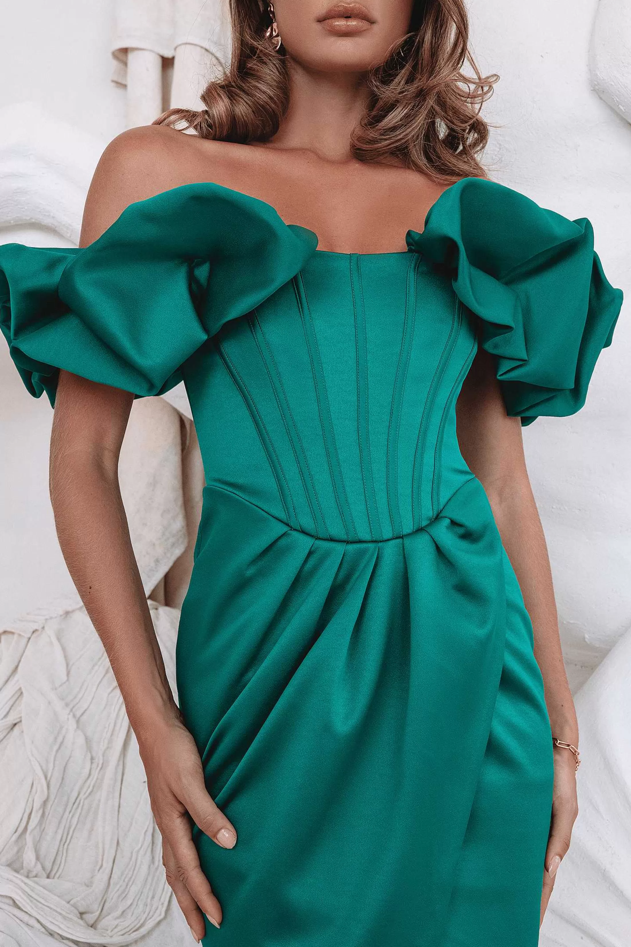 Lavish Alice Dresses<Simone Puff Sleeve Bardot Satin Midi Dress In Emerald Green